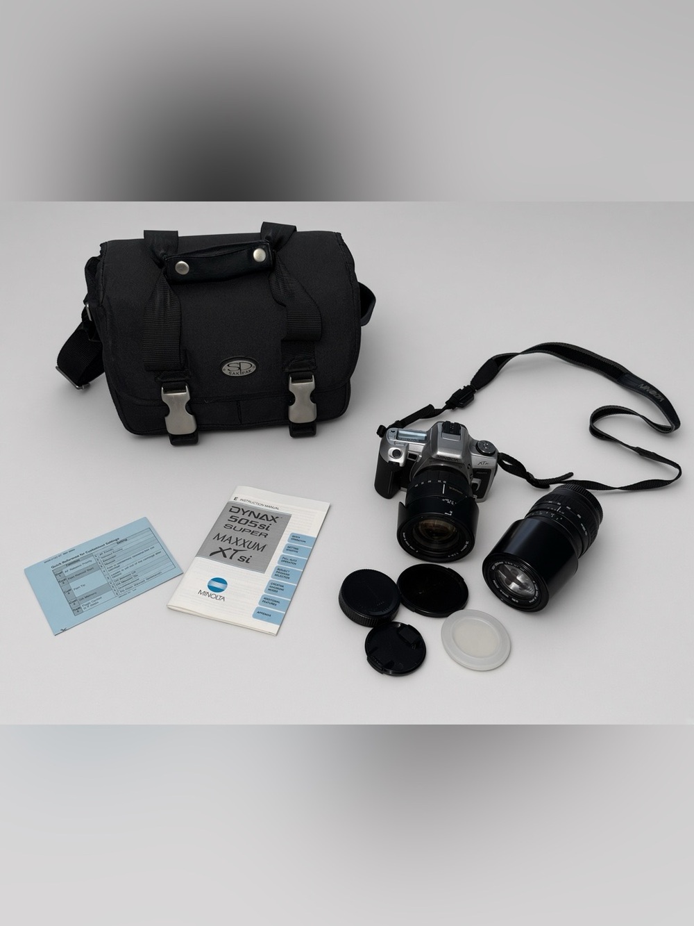 Minolta XT Si / Dynax 505si Super Film SLR Kit. Tested (include Bag/Accessories)